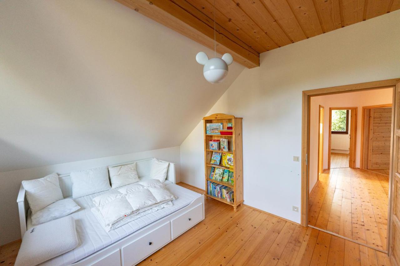 Villa Moderni Sumavska Roubenka S Vyhledem Na Boubin Vimperk Exterior foto